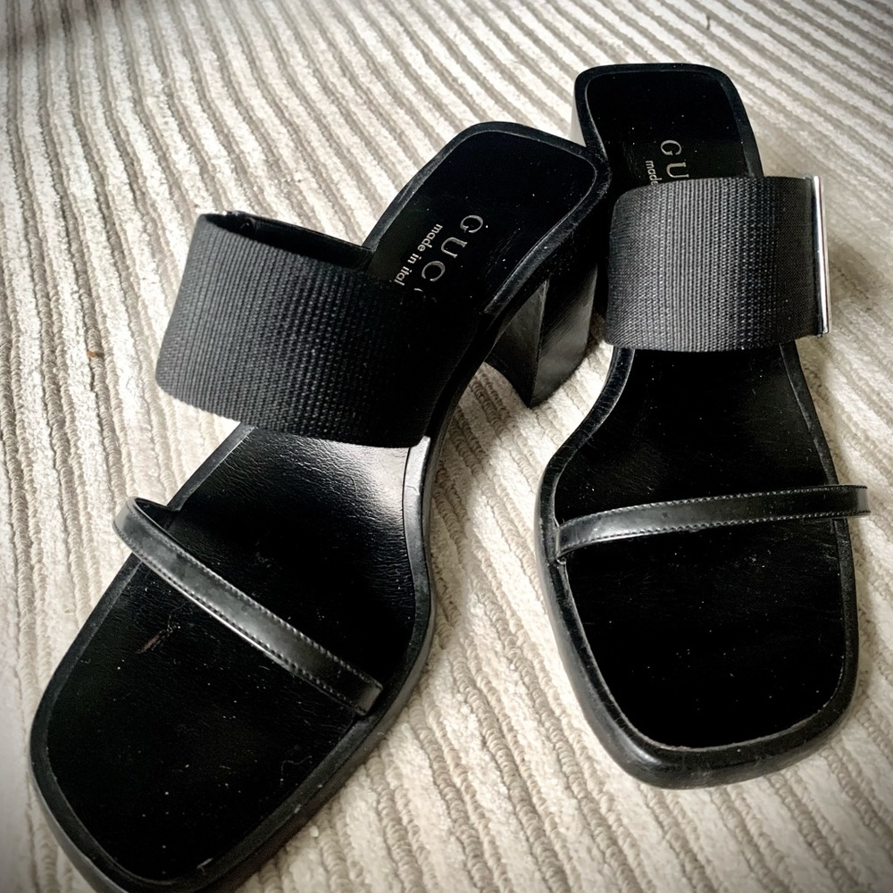 Gucci - European Size 35 1/2 C